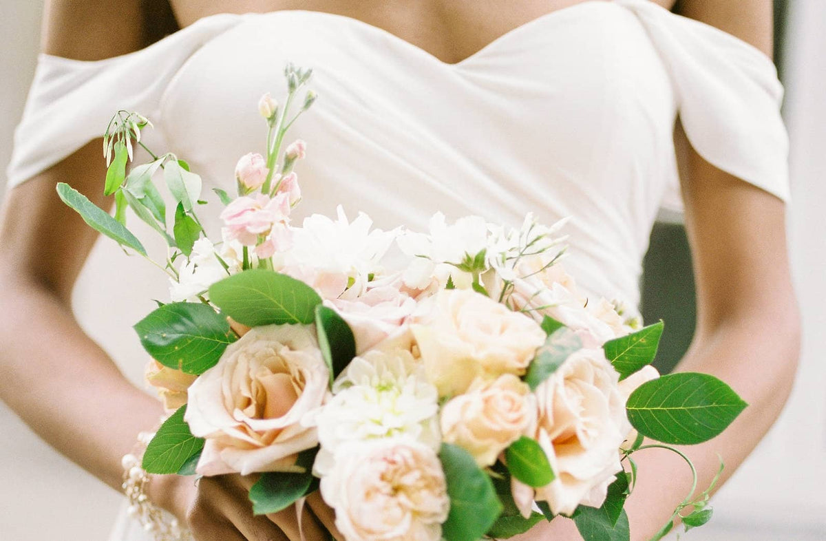 learn how to find the perfect elopement wedding dress for you
